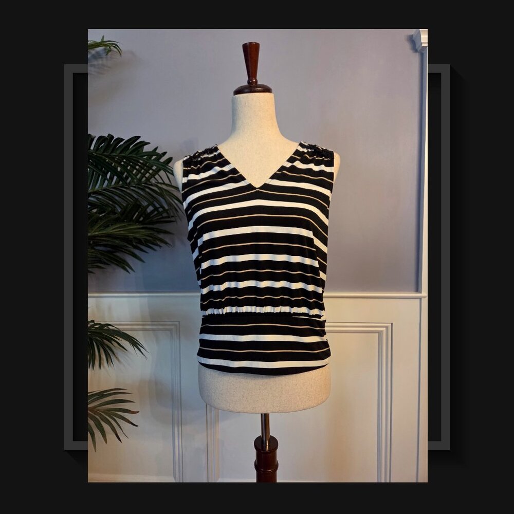 White House Black Market Top